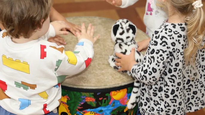 26-01_singe (Foto: Petra Steiner) 26-01_singe (Foto: Petra Steiner)