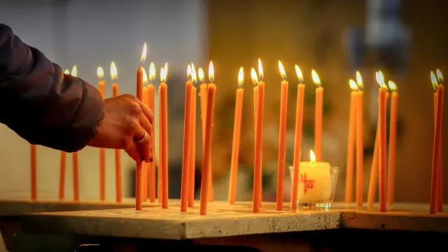 candles-g9c67edf97_1920 (Foto: Pixabay) candles-g9c67edf97_1920 (Foto: Pixabay)